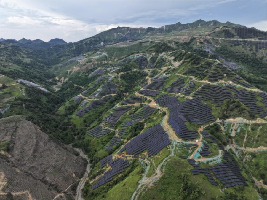 IRENA : Les nouvelles capacités solaires mondiales atteindront un record de 511 GW en 2025