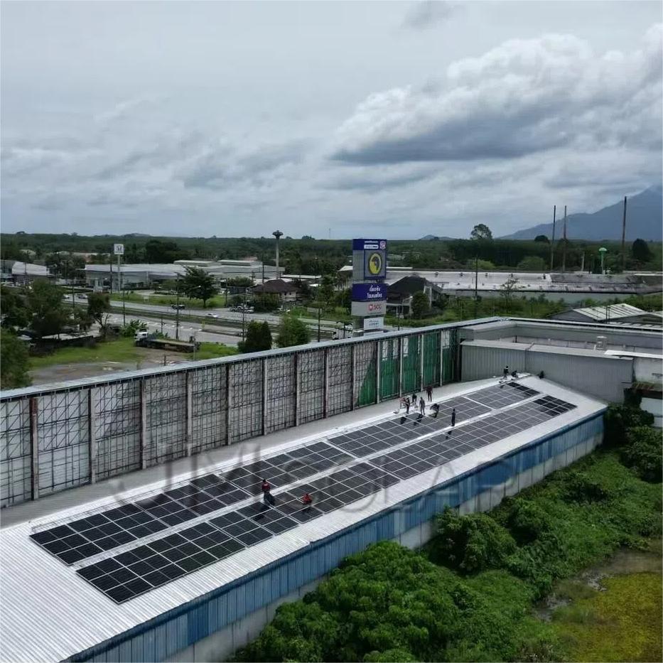 Coup de projecteur sur un projet | Projet solaire photovoltaïque de 2,1 MW avec toiture métallique en Thaïlande